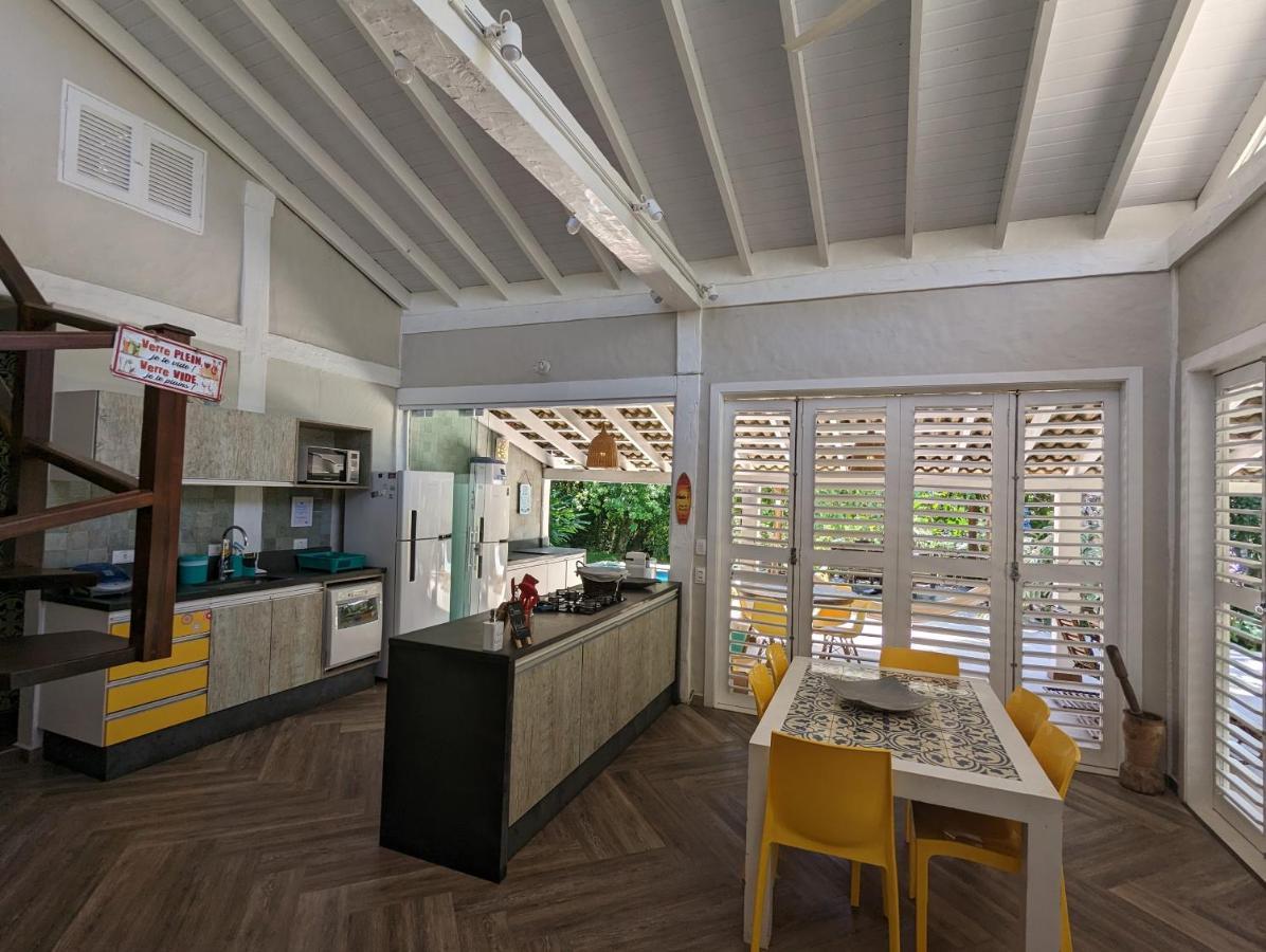Linda Casa Praia De Pauba Em Condominio Сао Себастиао Екстериор снимка
